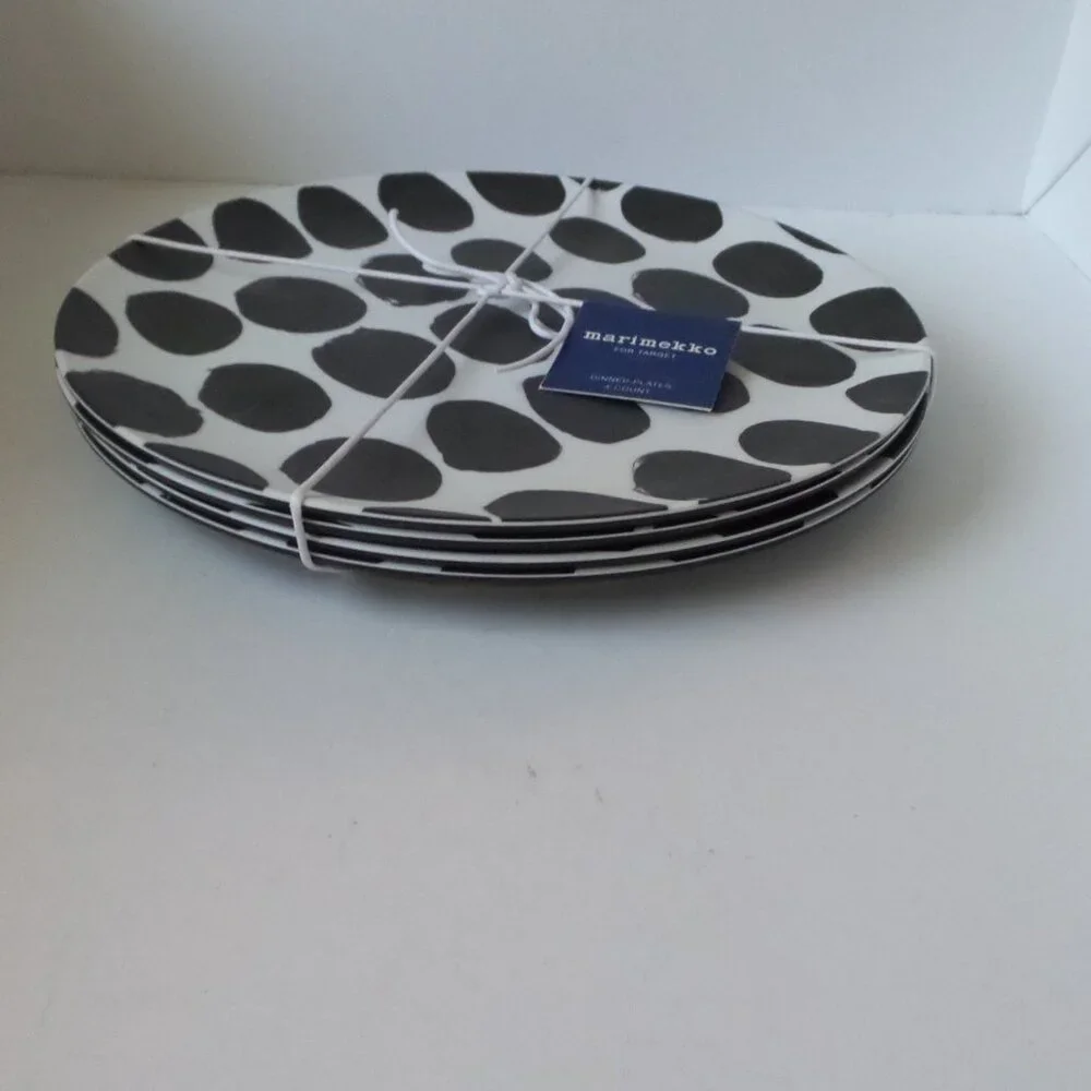 Marimekko tags plastic black