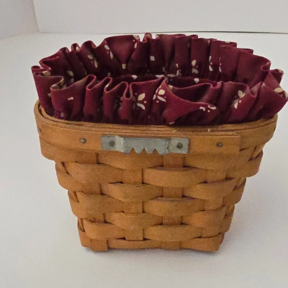 Longaberger 1998 handwoven