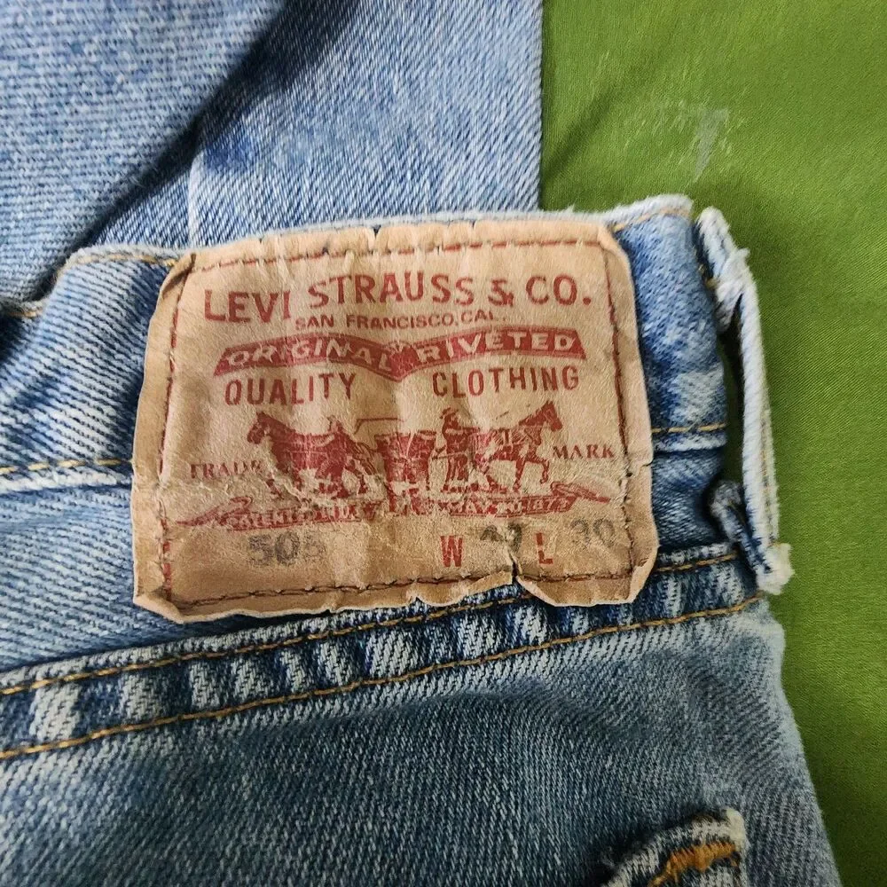 Levis these levis