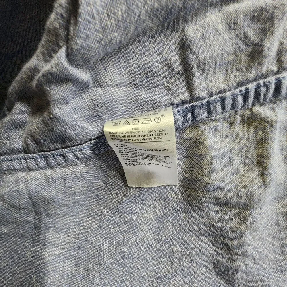 Banana Republic this banana