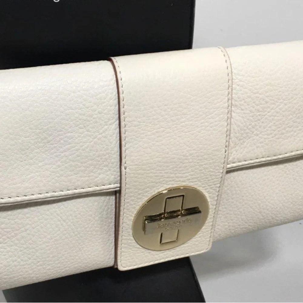 Women’s Kate Spade Turnlock Chic White Leather with Gold Chain Crossbody Bag