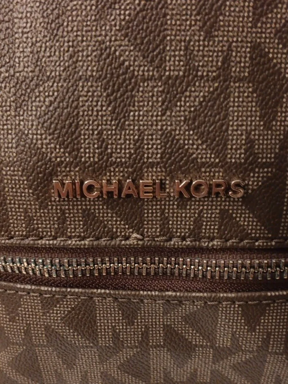 Michael Kors pattern pocket rose