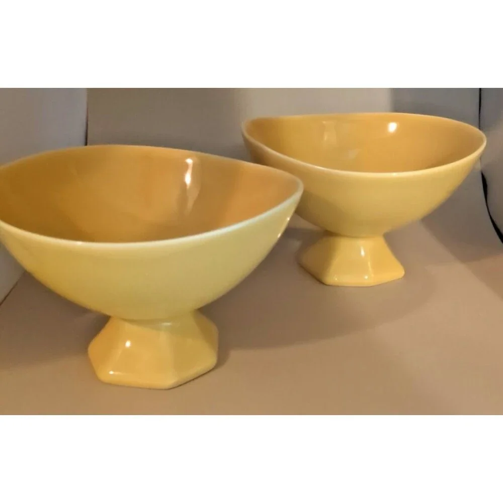 DIANE VON FURSTENBERG DVF Pebblestone Tamarind Yellow Footed Soup/Cereal Bowls