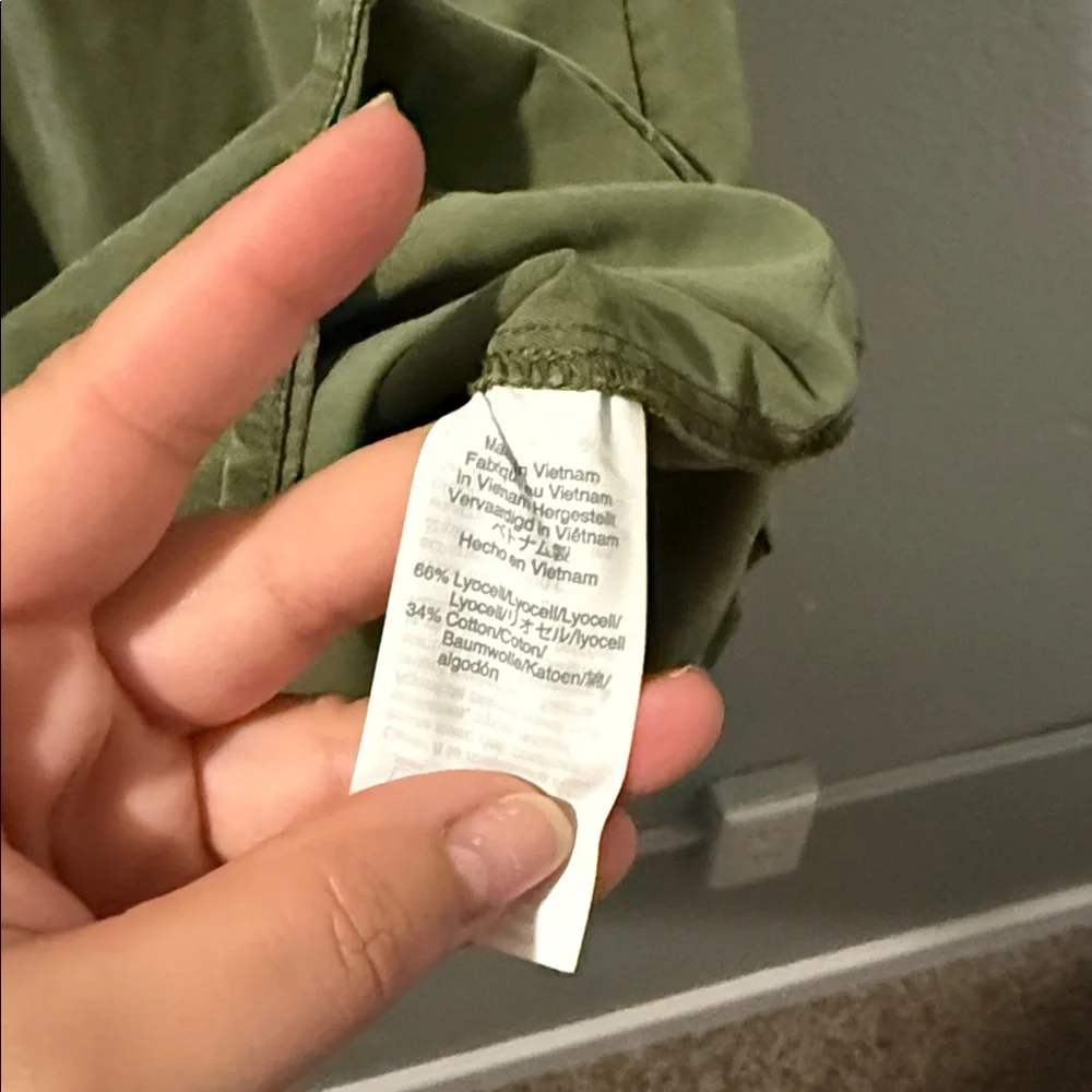 J.crew MERCANTILE size 14 Olive Casual Button Down Shirt