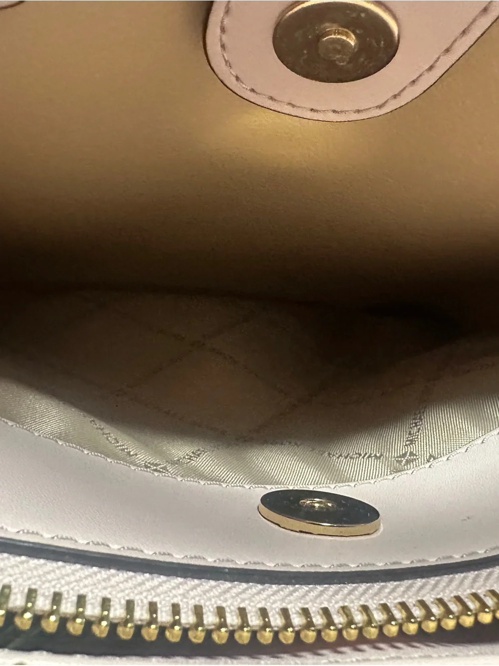Michael Kors compact leather