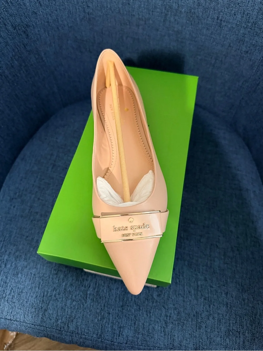 kate spade light pink and silver logo shoe box