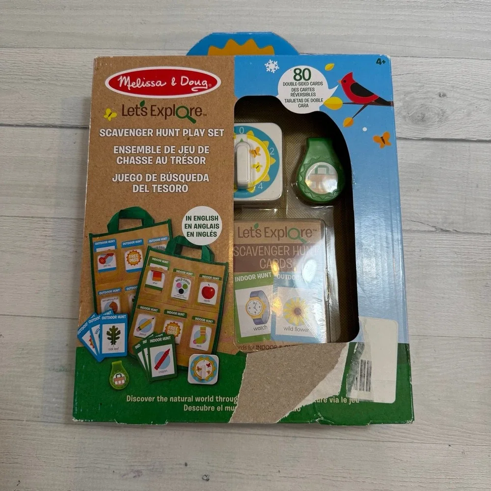 Melissa & Doug Let's‎ Explore Scavenger Hunt Play Set New