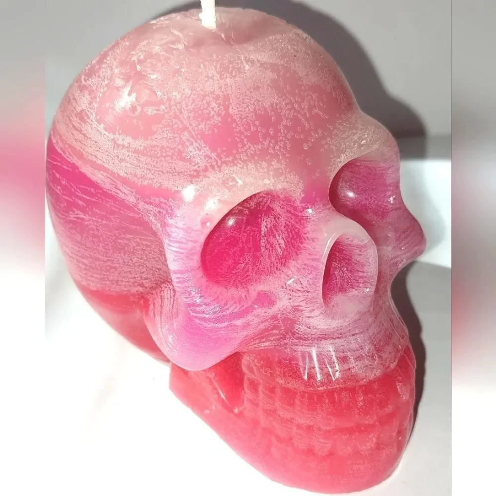 Hand crafted limited edition from our Raging skull candle collection