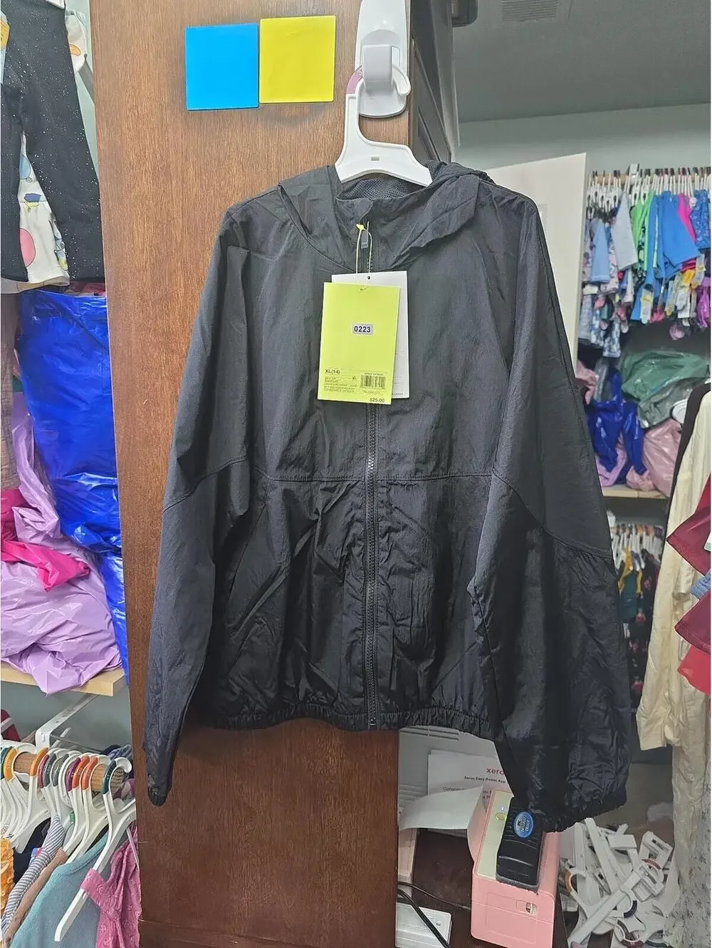 14 brand new windbreaker from all in motion item 223