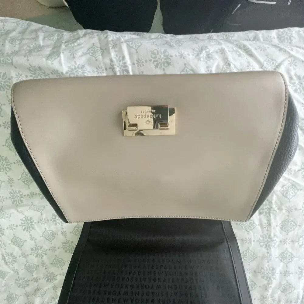 Kate Spade Purse - Totebag - Cream & Black - Y2k Shoulder Purse - Crossbody Bag