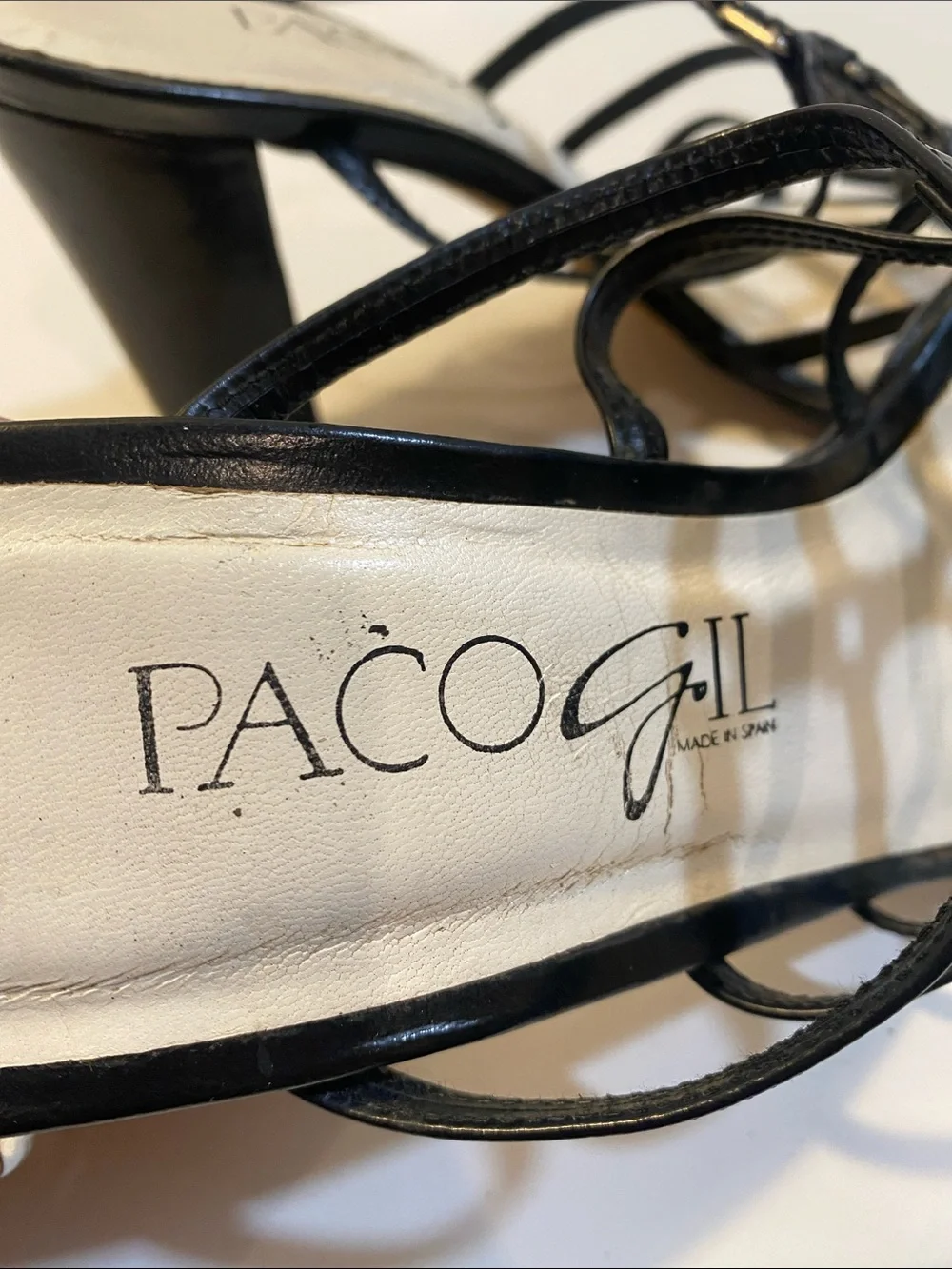 Paco Gil sleek black