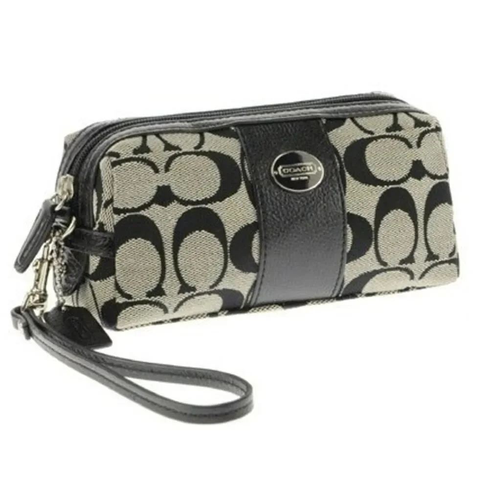 Coach Signature C Wristlet RARE!