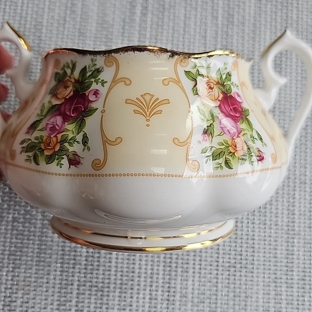 Royal Albert royal albert