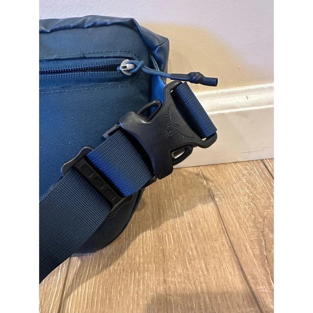 OSPREY 6L Navy Blue Sling Pack