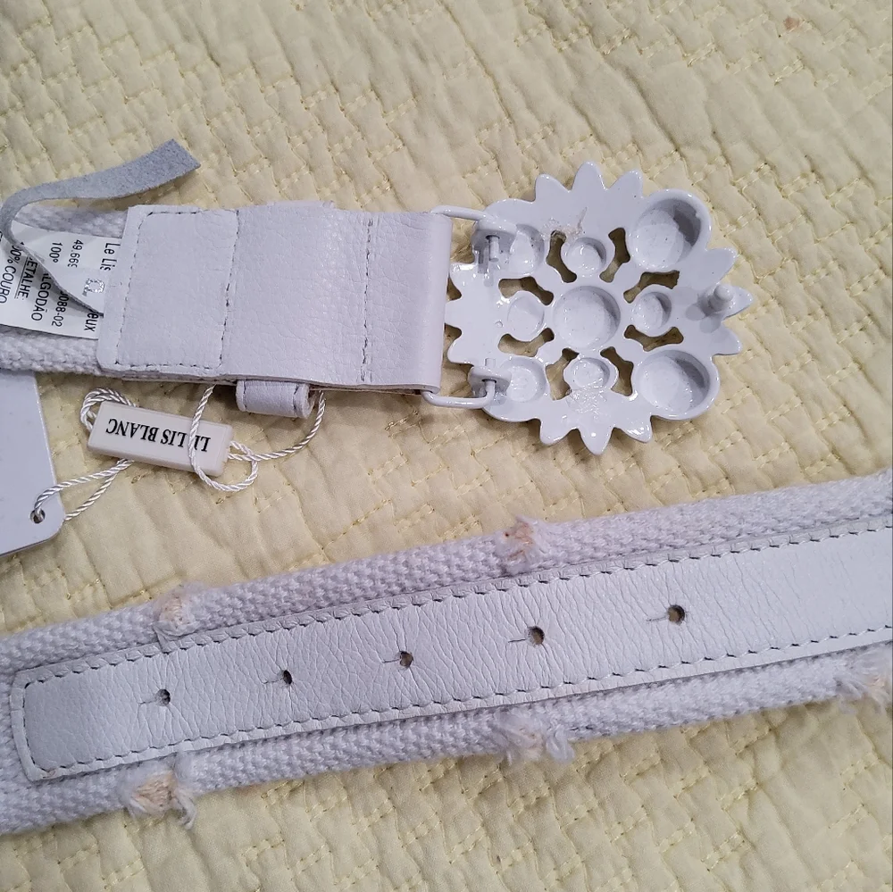 Le Lis Blanc distressed cotton