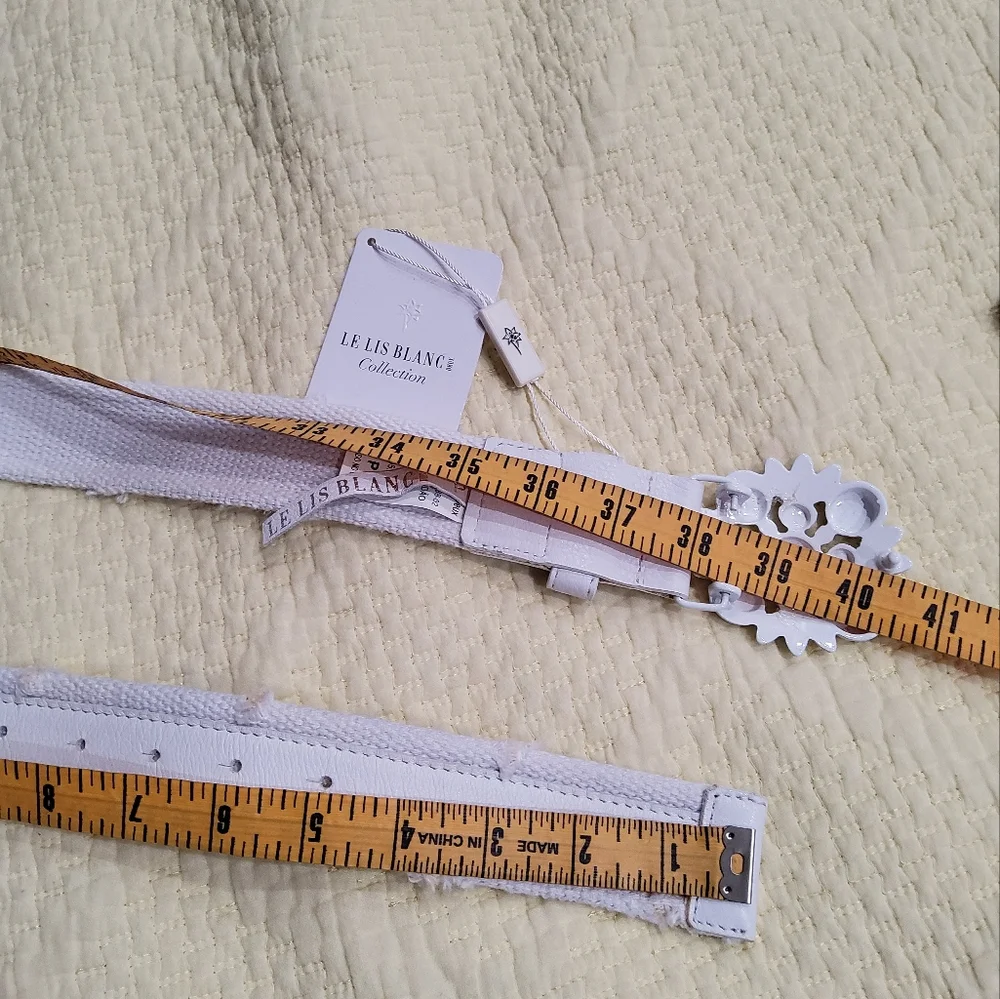 Le Lis Blanc distressed cotton