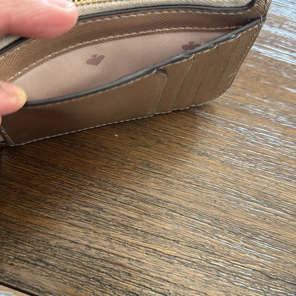 kate spade compact zip