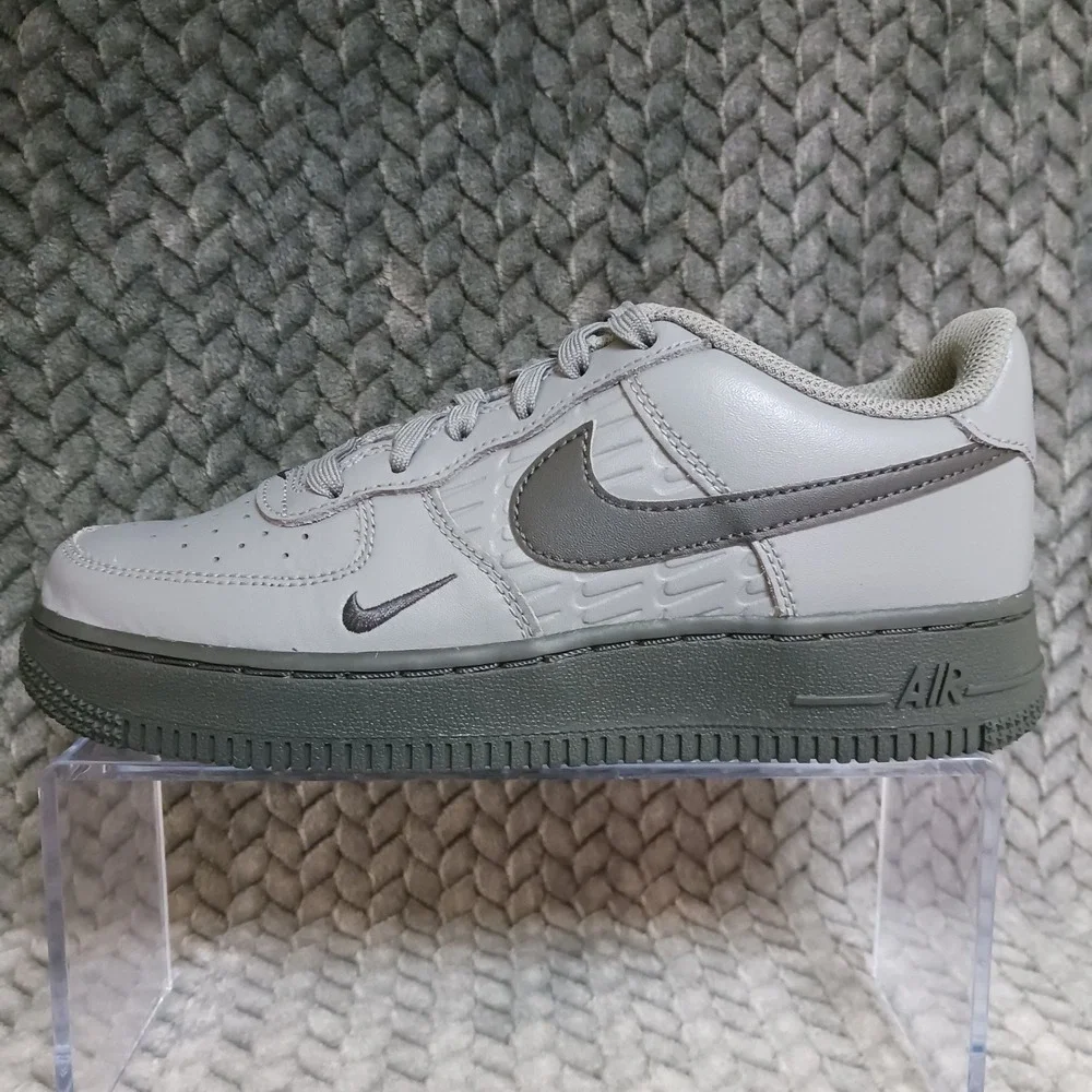 Nike Air Force 1 GS Low Cool Gray Anthracite Sneakers Shoes Size 4.5Y Women's 6