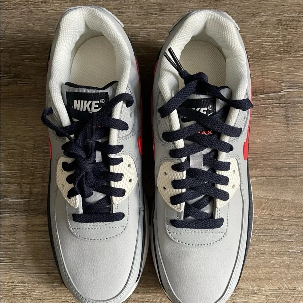 Nike Air Max 90 LTR Shoe Size 6Y Lt Smoke Grey CD6864-021