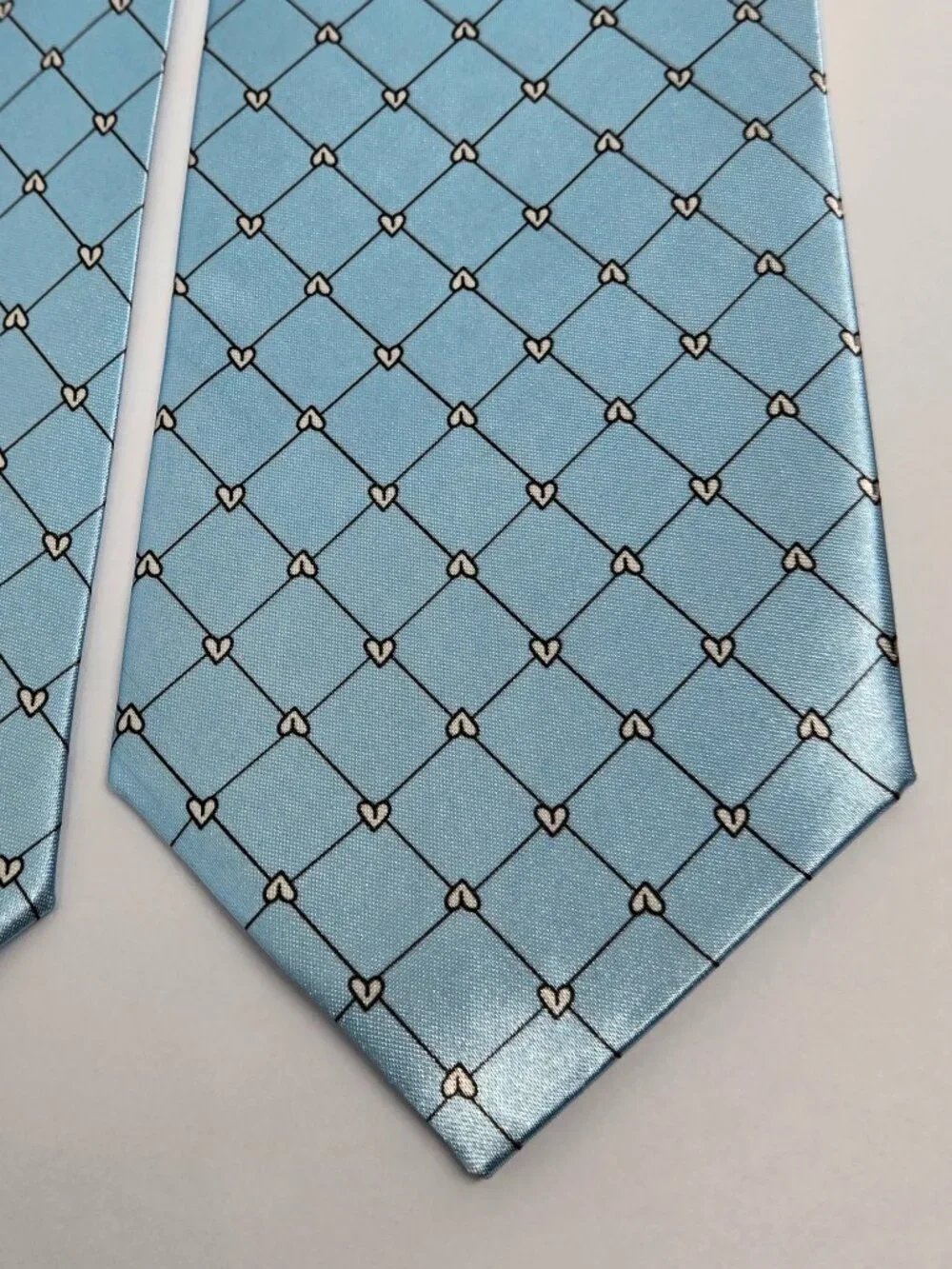 Nisen this tie