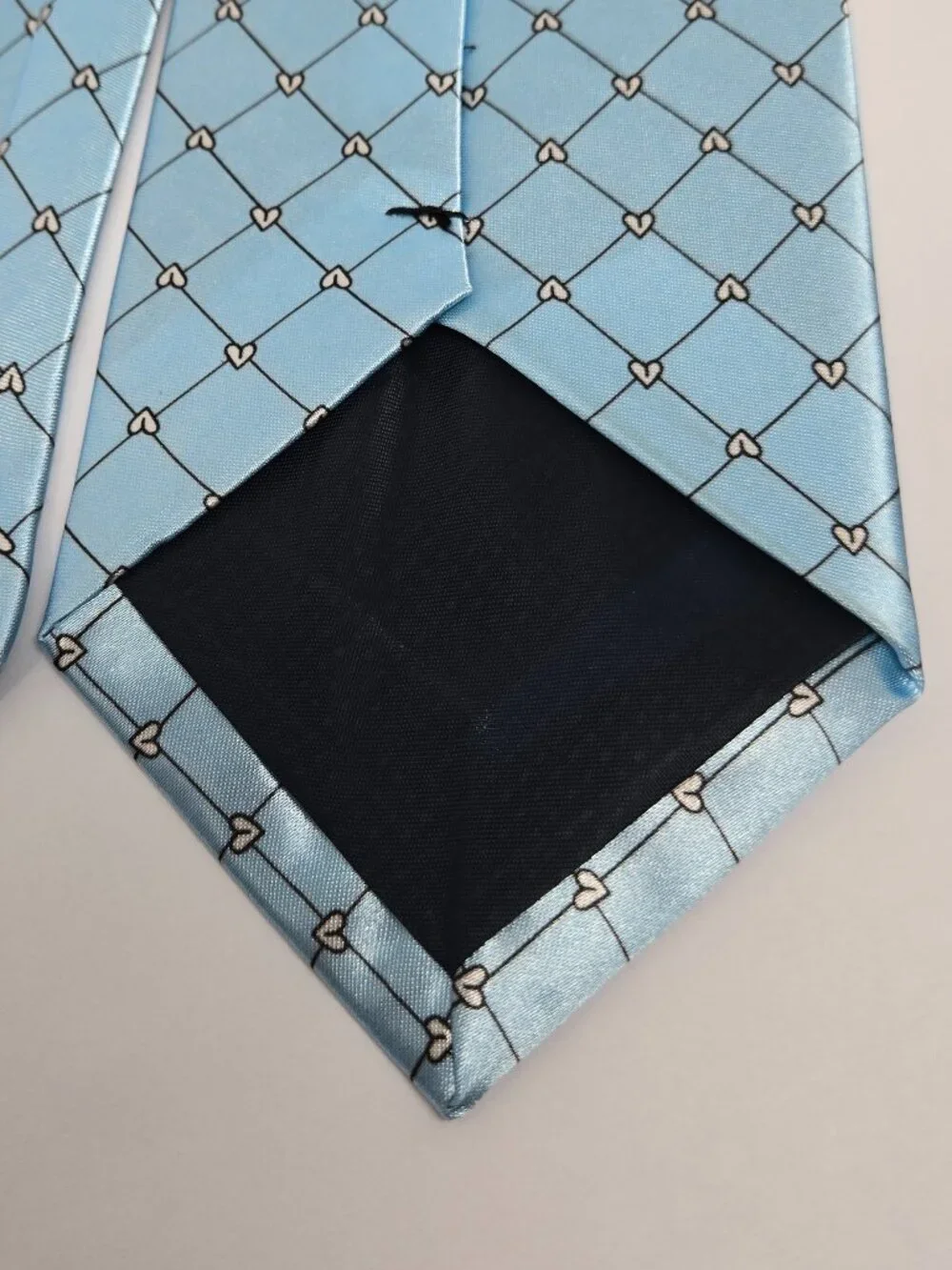 Nisen this tie