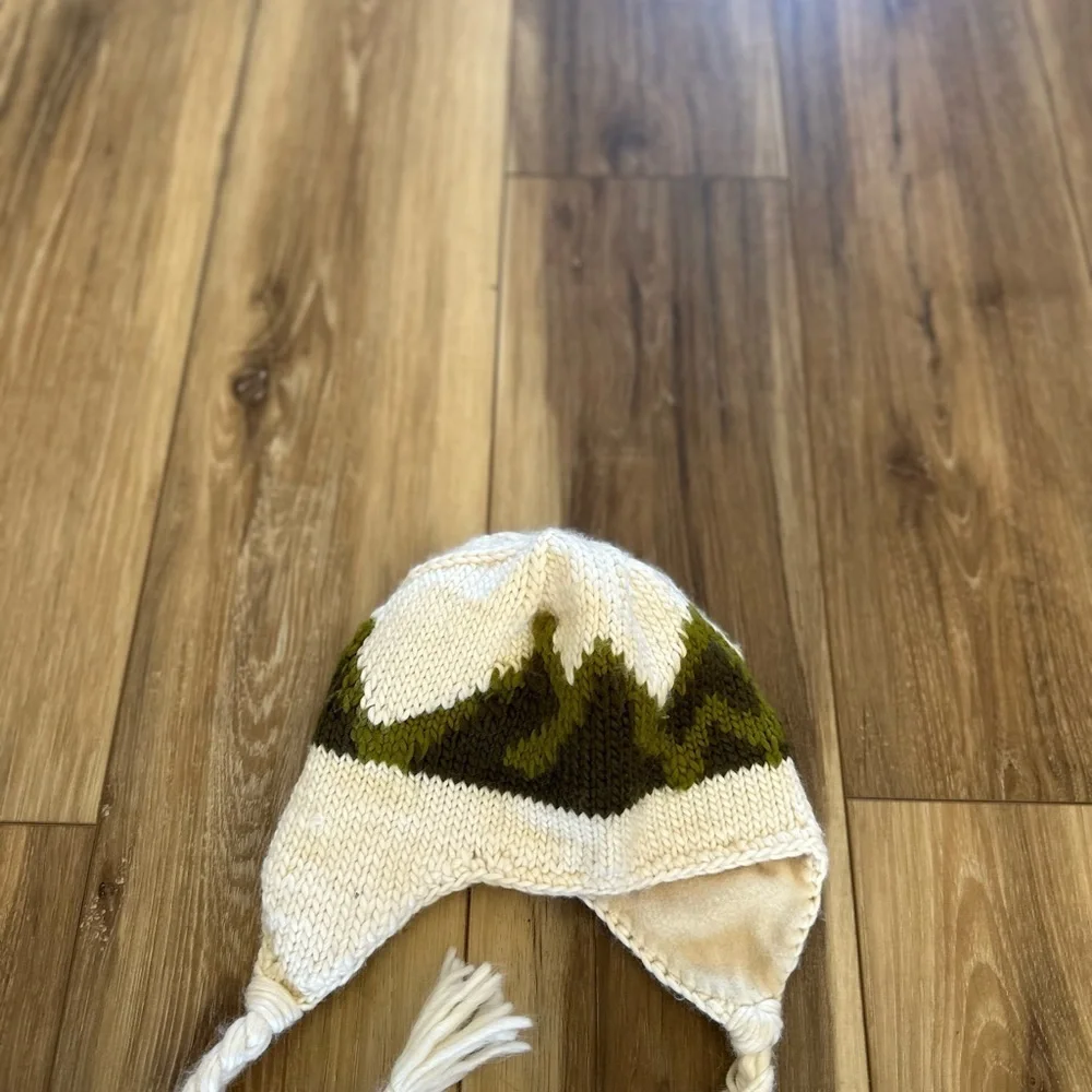 Dakine wool blend