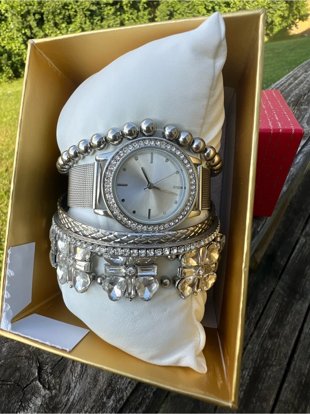 Unbranded chic silver