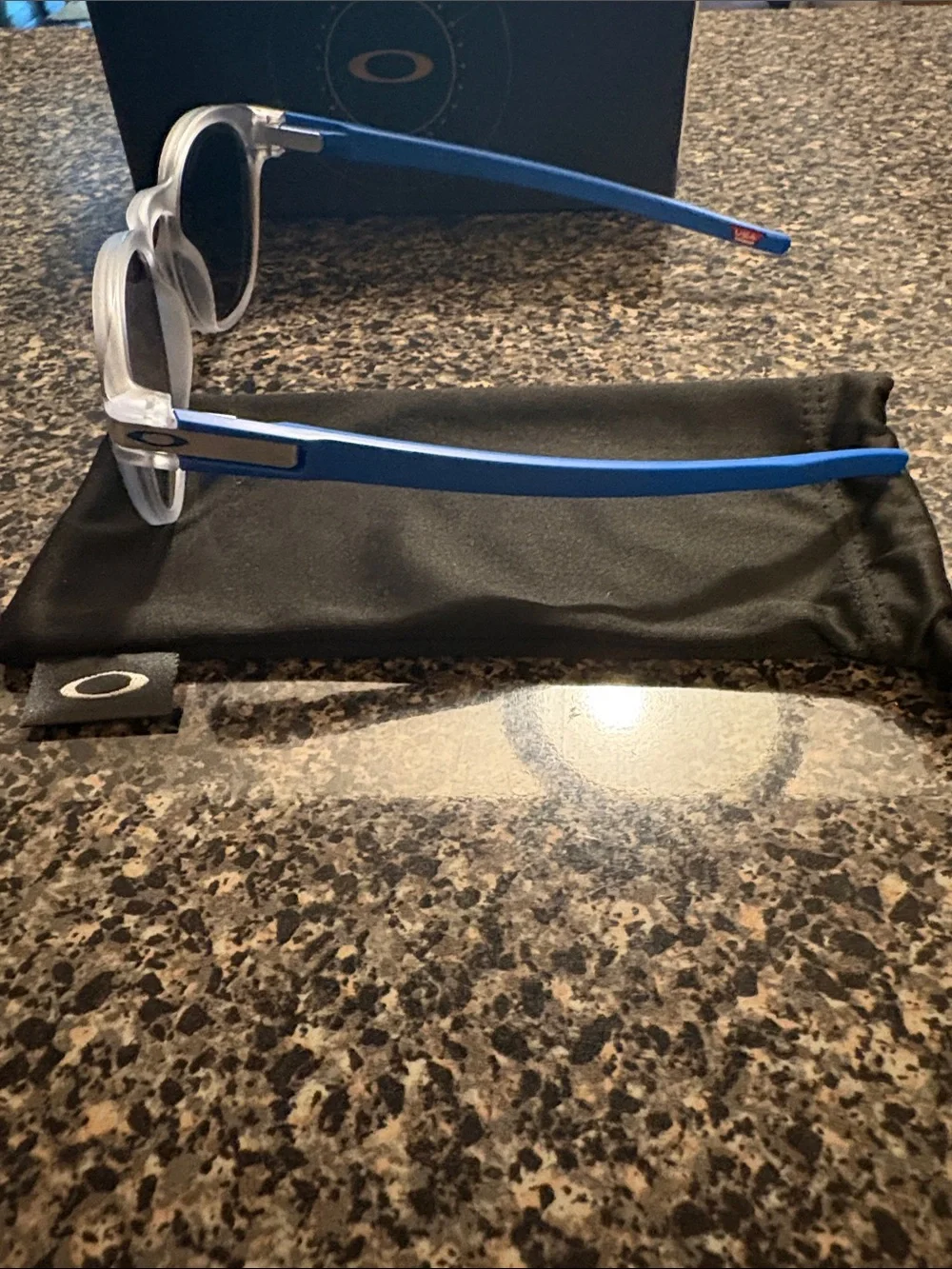 Oakley frosted carrying
