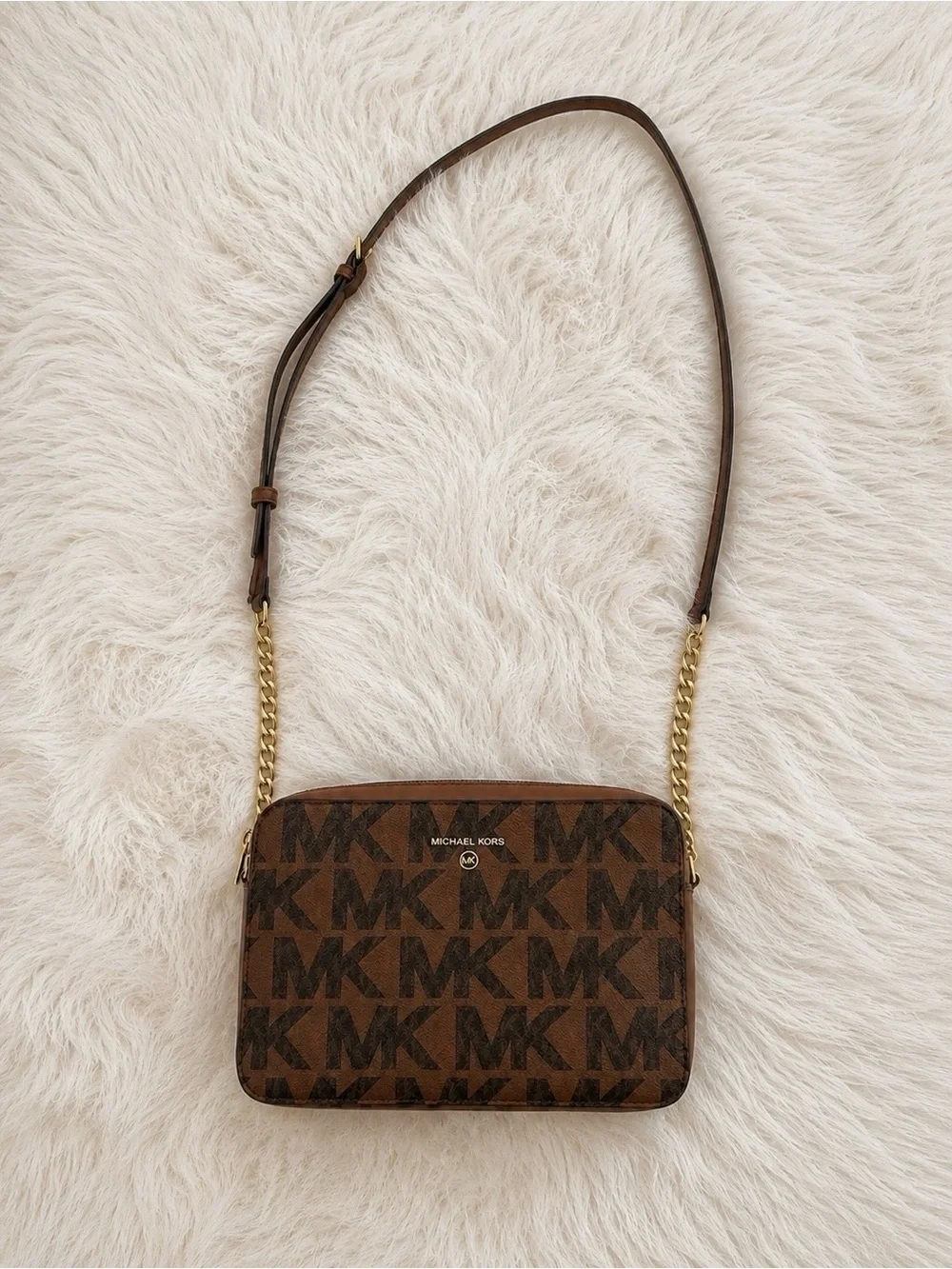 Michael Kors mk logo