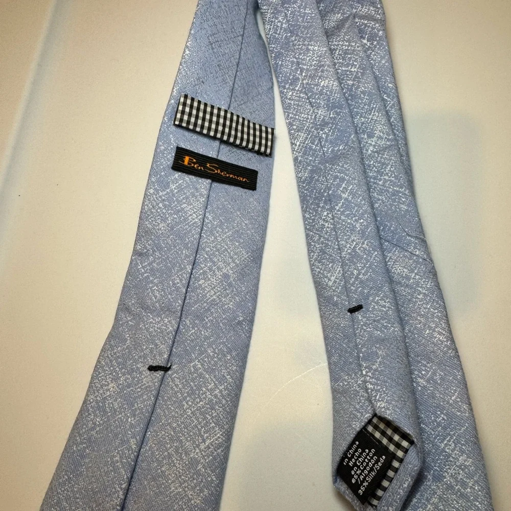 Ben Sherman sophisticated pale