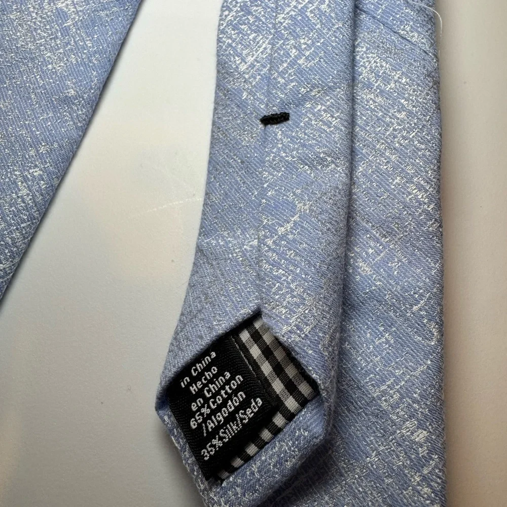 Ben Sherman sophisticated pale