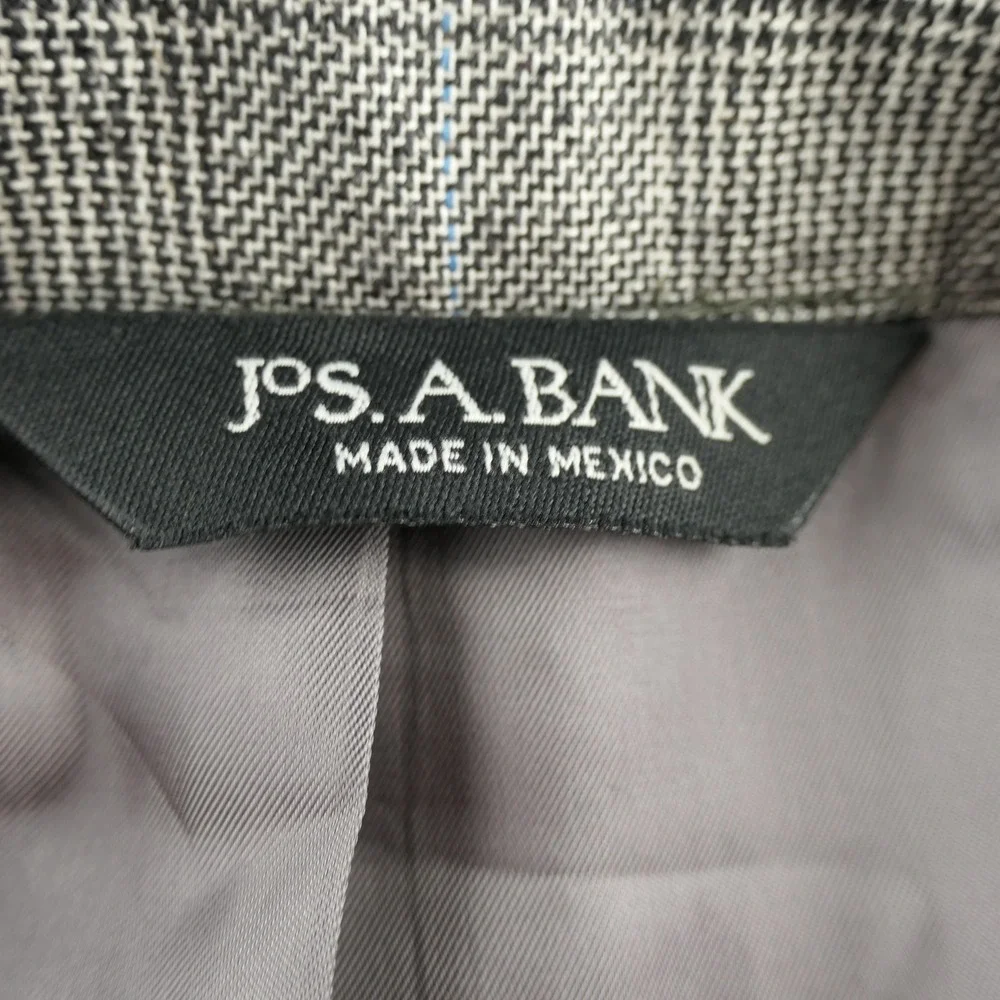 Jos. A. Bank good preowned