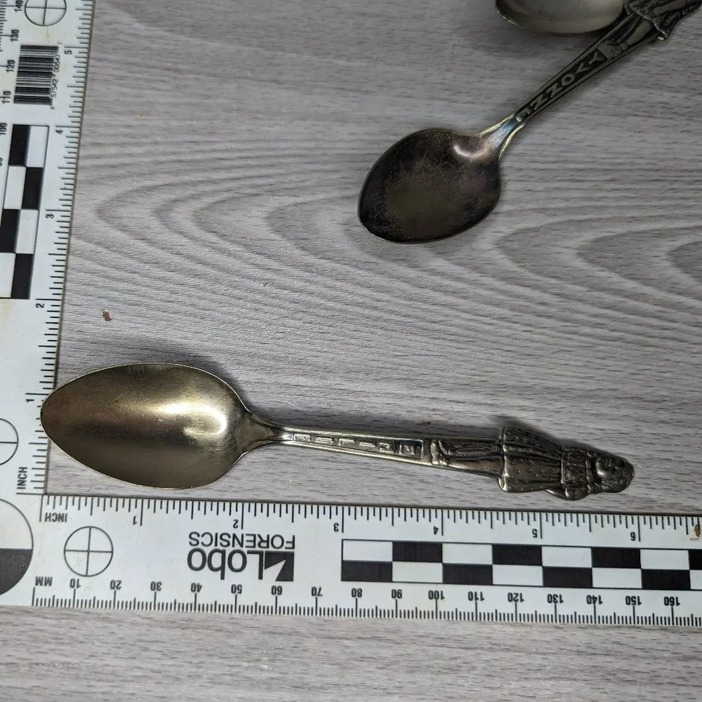 Vintage euc silver