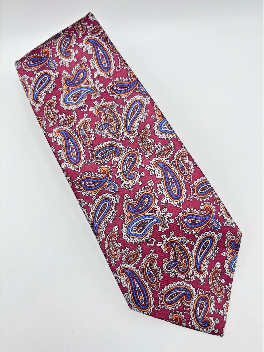 Van Heusen Tie Paisley  Classic Red Retro 3.5 X 56  T108 Silk Poly