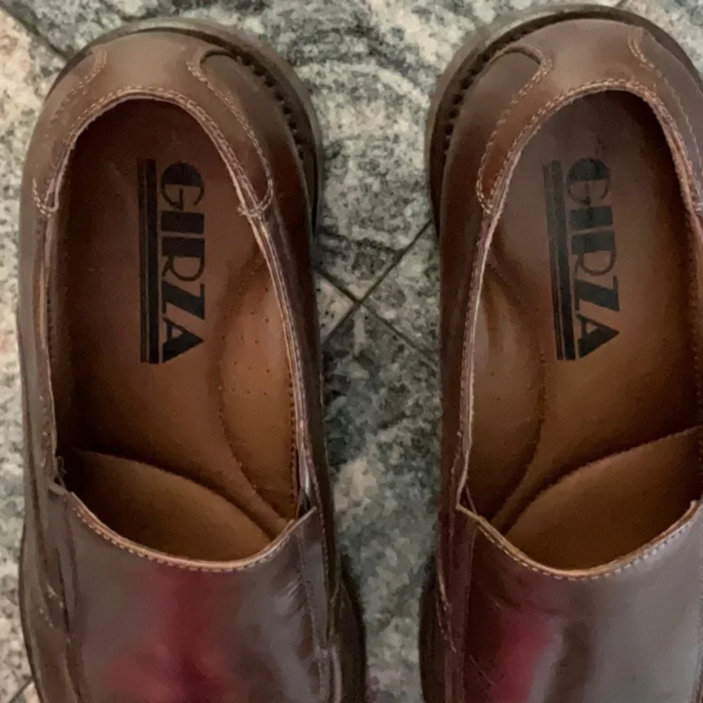 Girza leather loafers