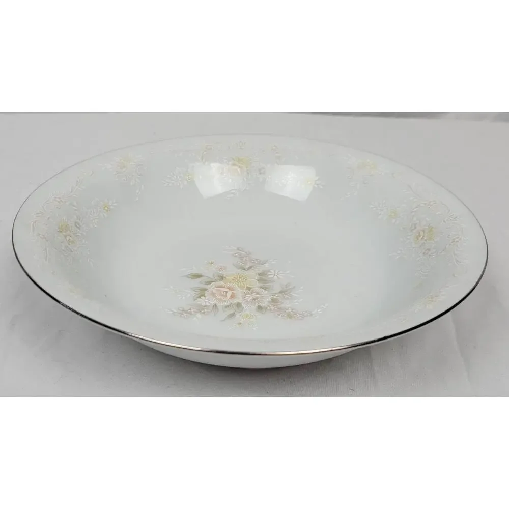 Crescent Fine China Jie Pai Bowl Painted Golden Flowers and Accents
