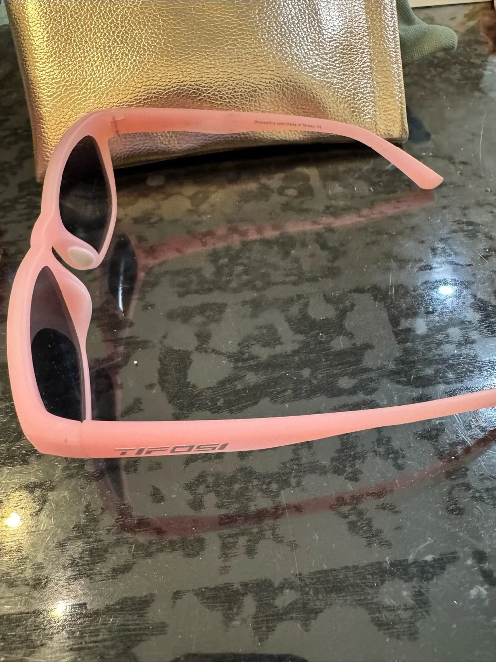 Tifosi Optics sunglasses soft