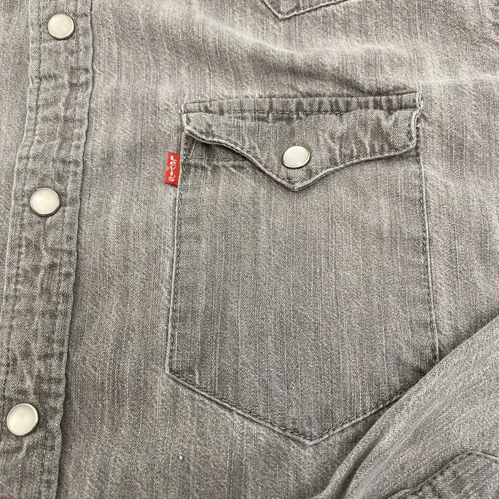 Levis Sawtooth Pearl Snap Shirt Medium Gray Button Up Casual Workwear