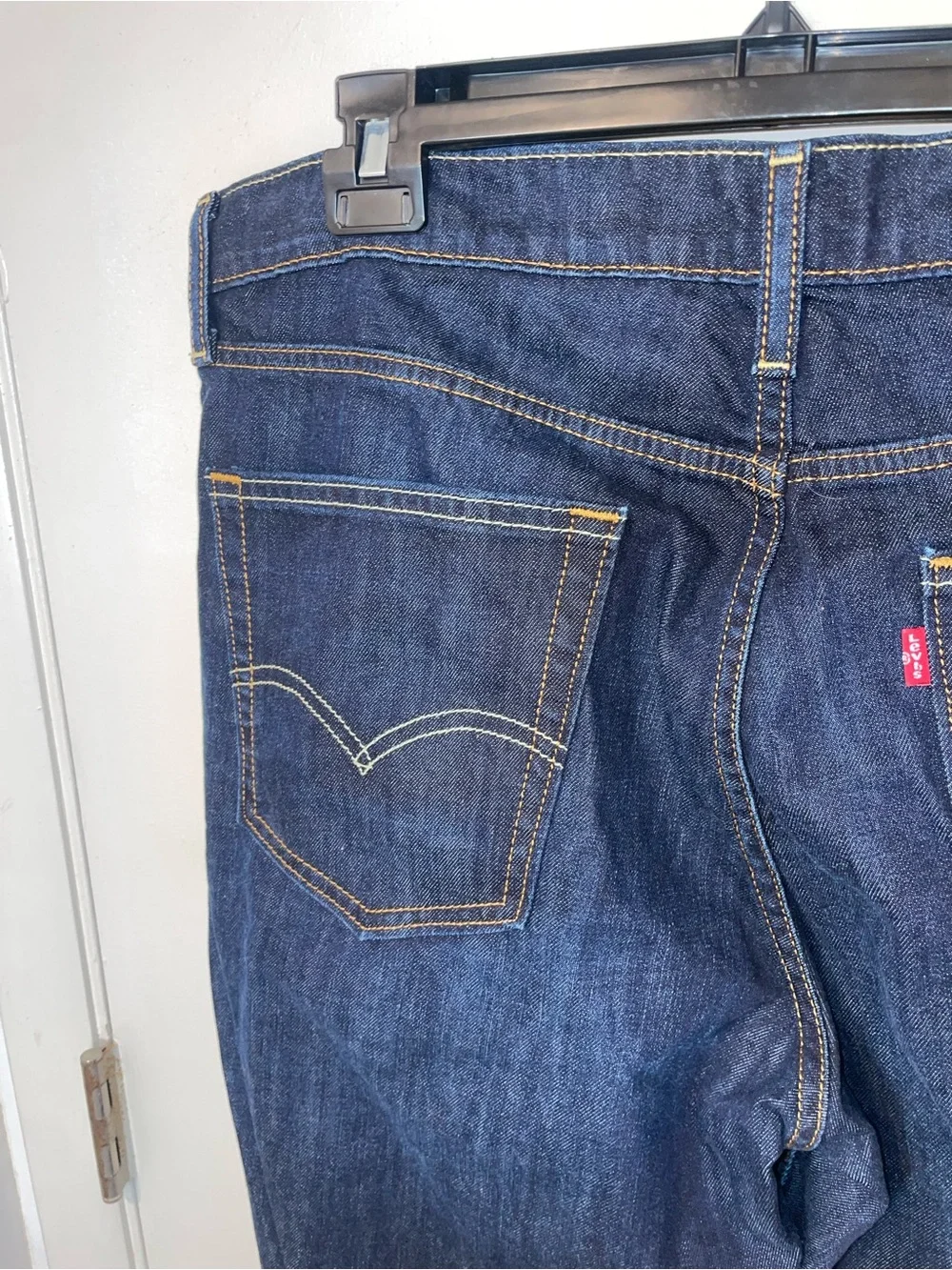 Levis 541 Athletic Taper Jeans Mens 36 x 34 Dark Wash Indigo Blue Denim pants