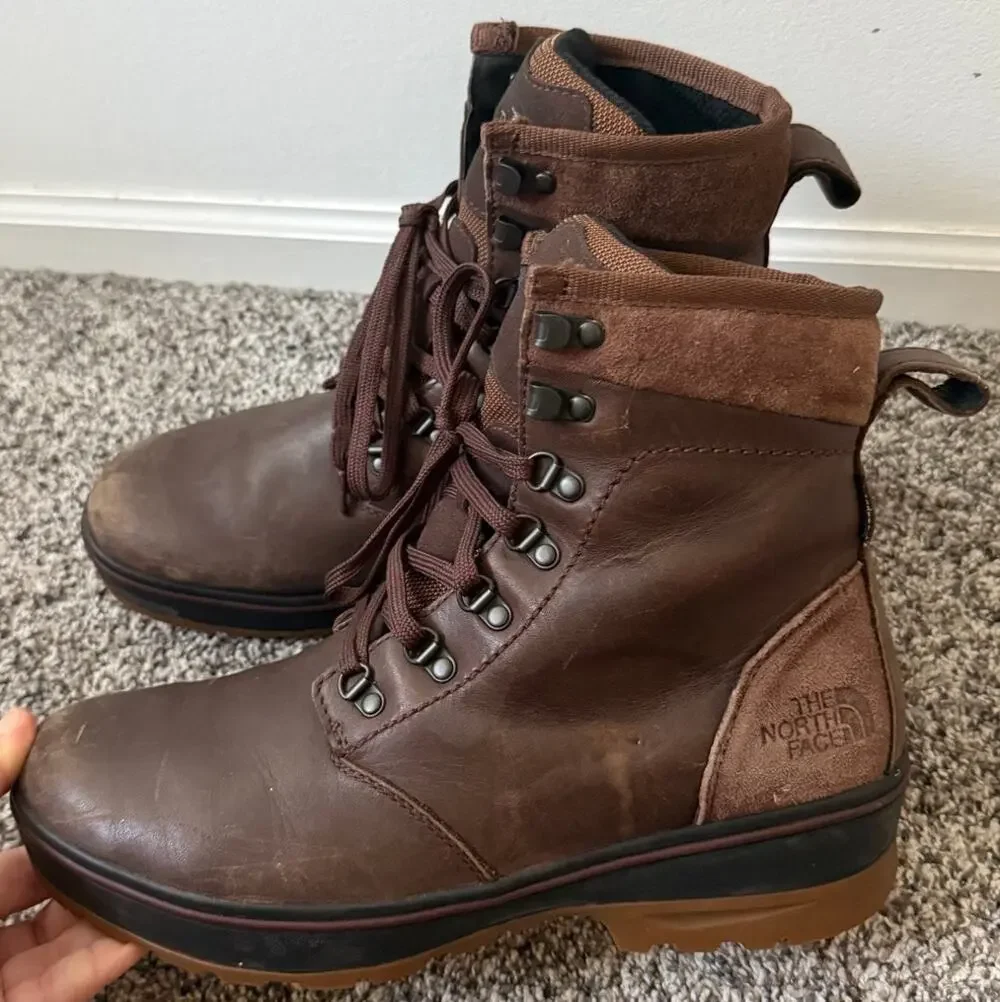 The North Face men's snow breaker tall boots size 11