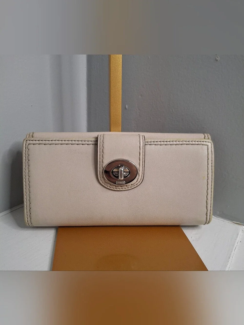 Coach Turnlock Slim Envelope Ivory Leather Wallet