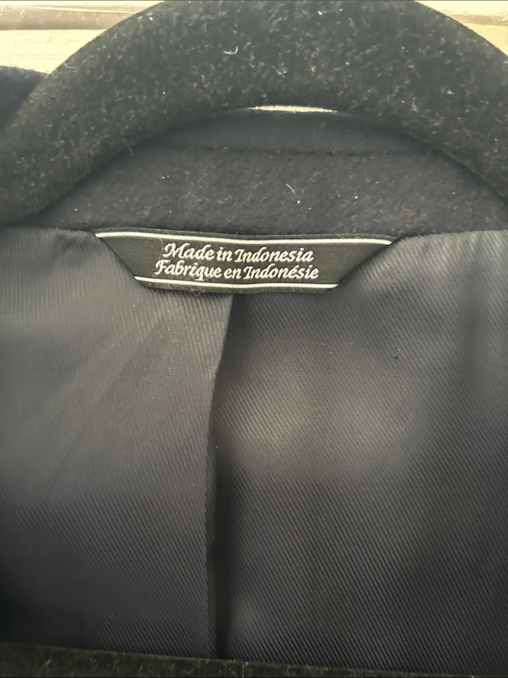 Saks Fifth Avenue button tailored fifth