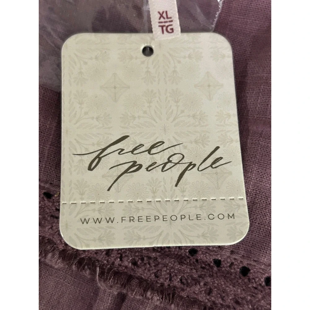 Free People measurements chest