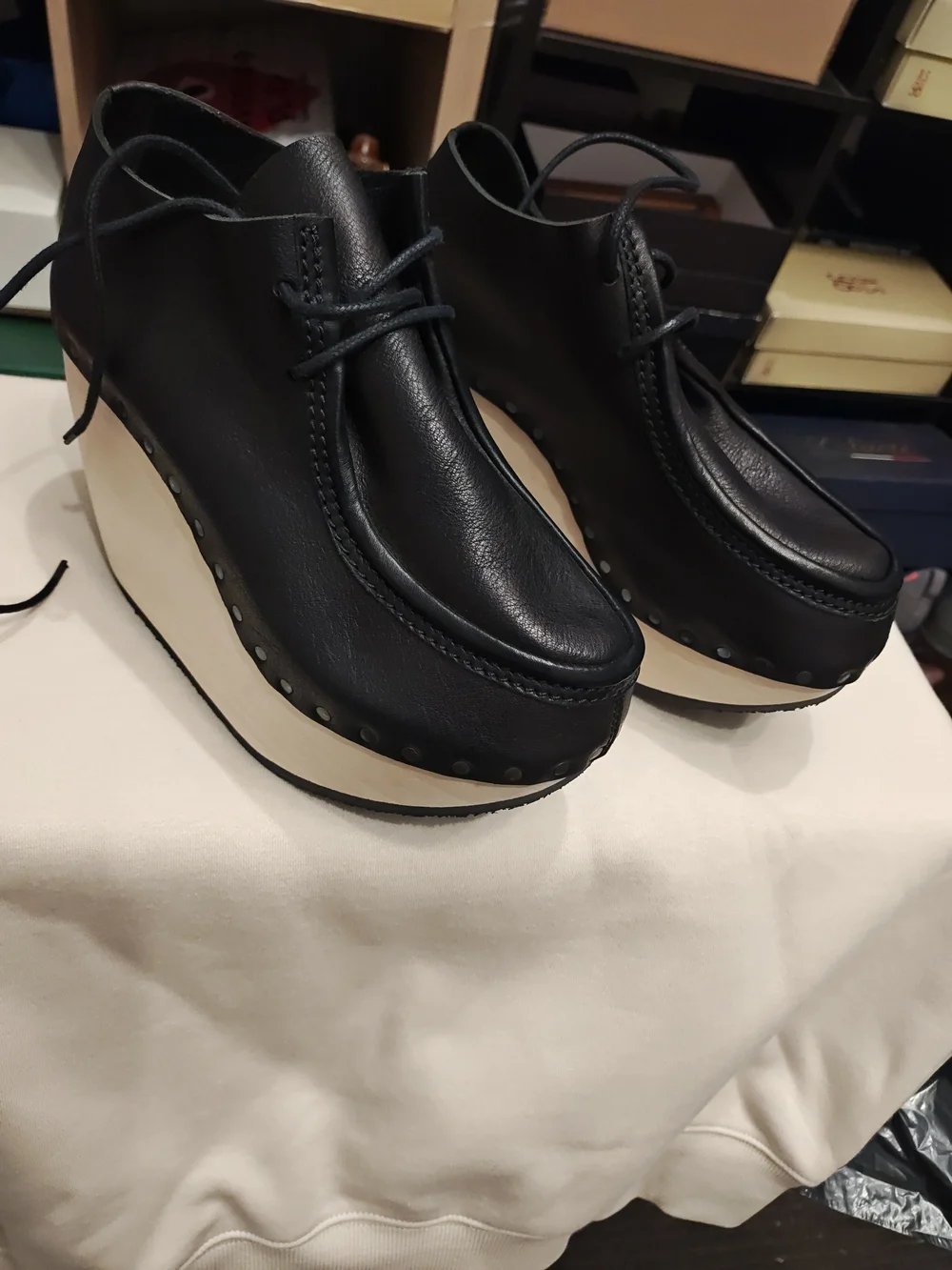 Trippen stylish black