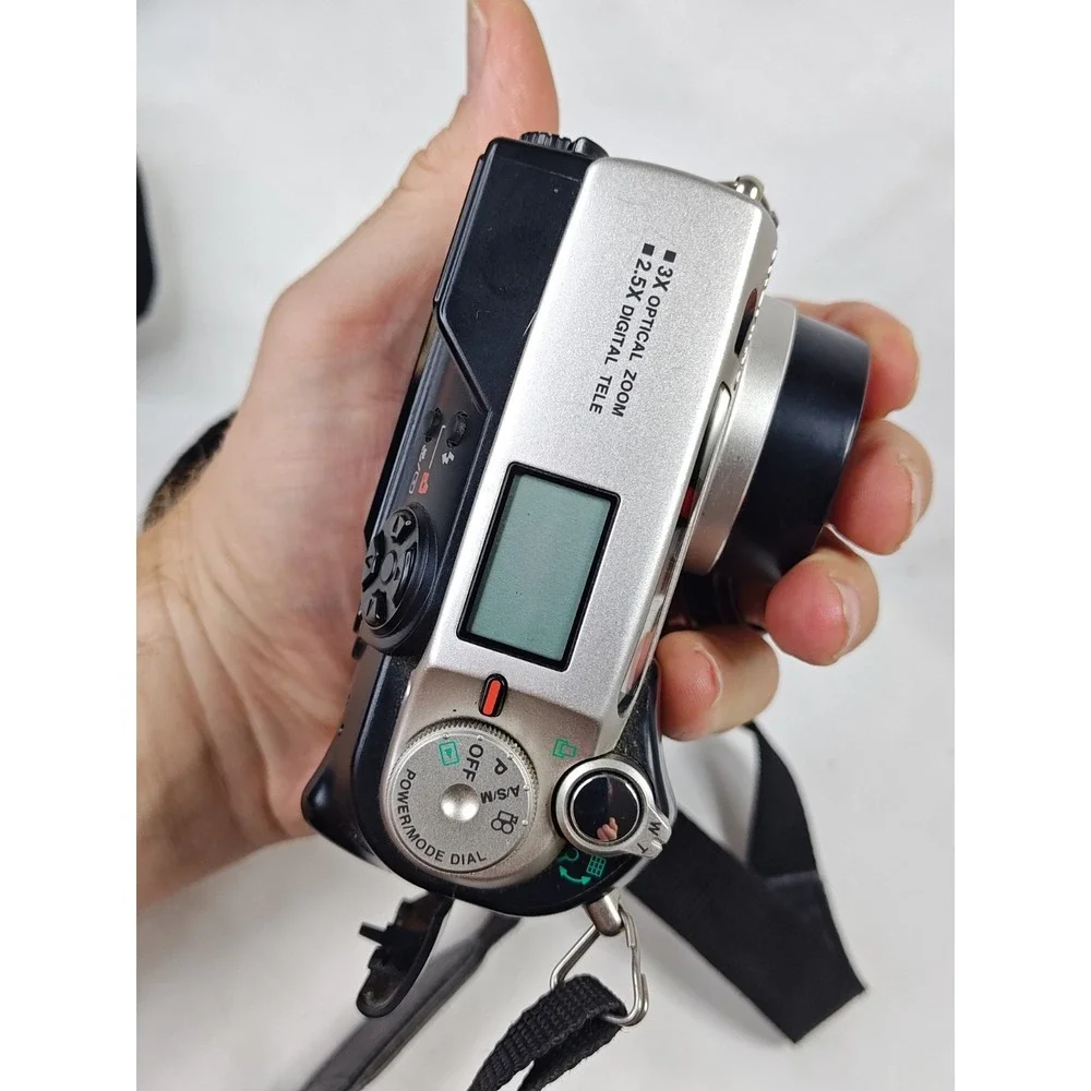 Olympus camedia 2020