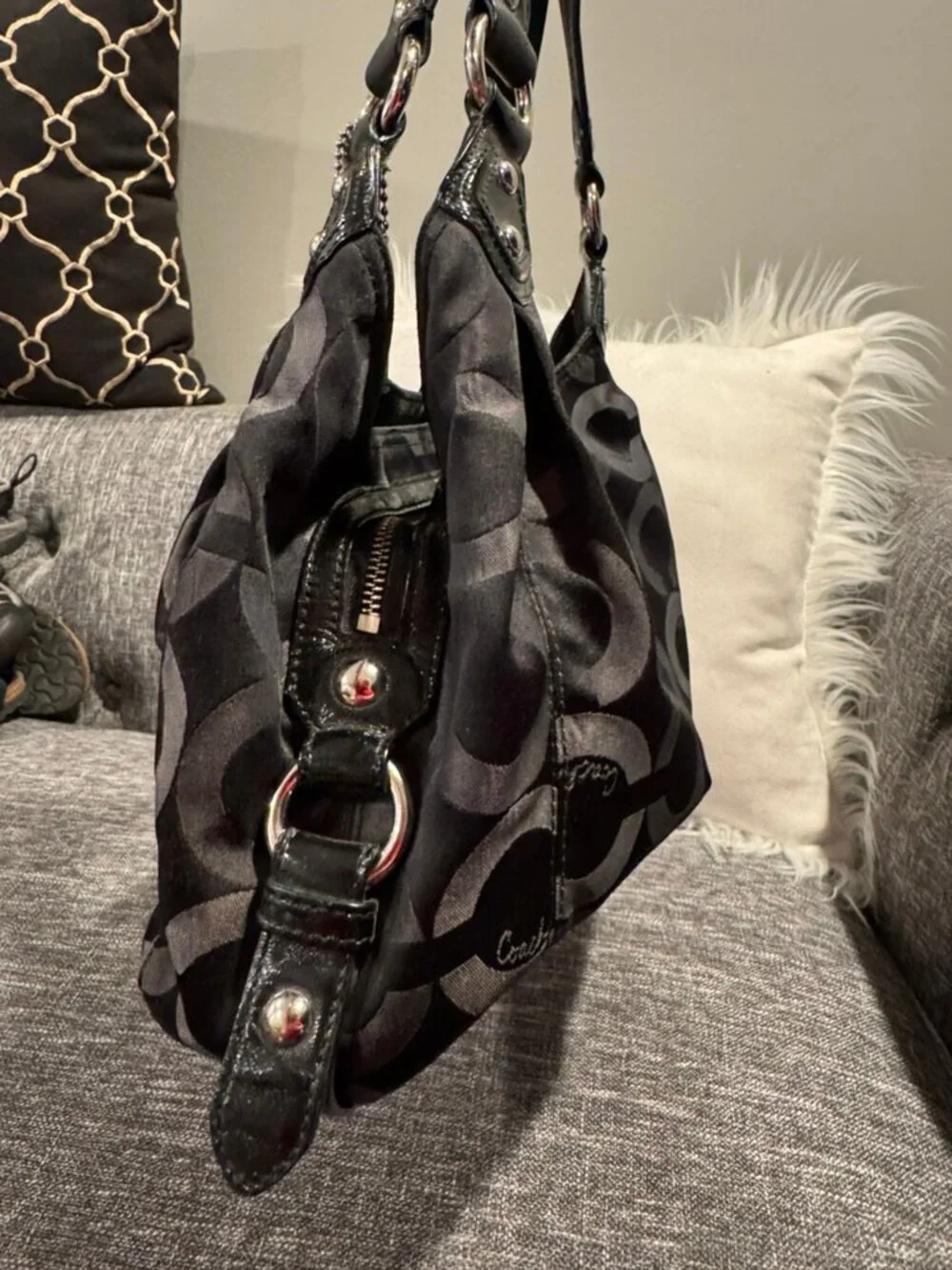 Coach classic style