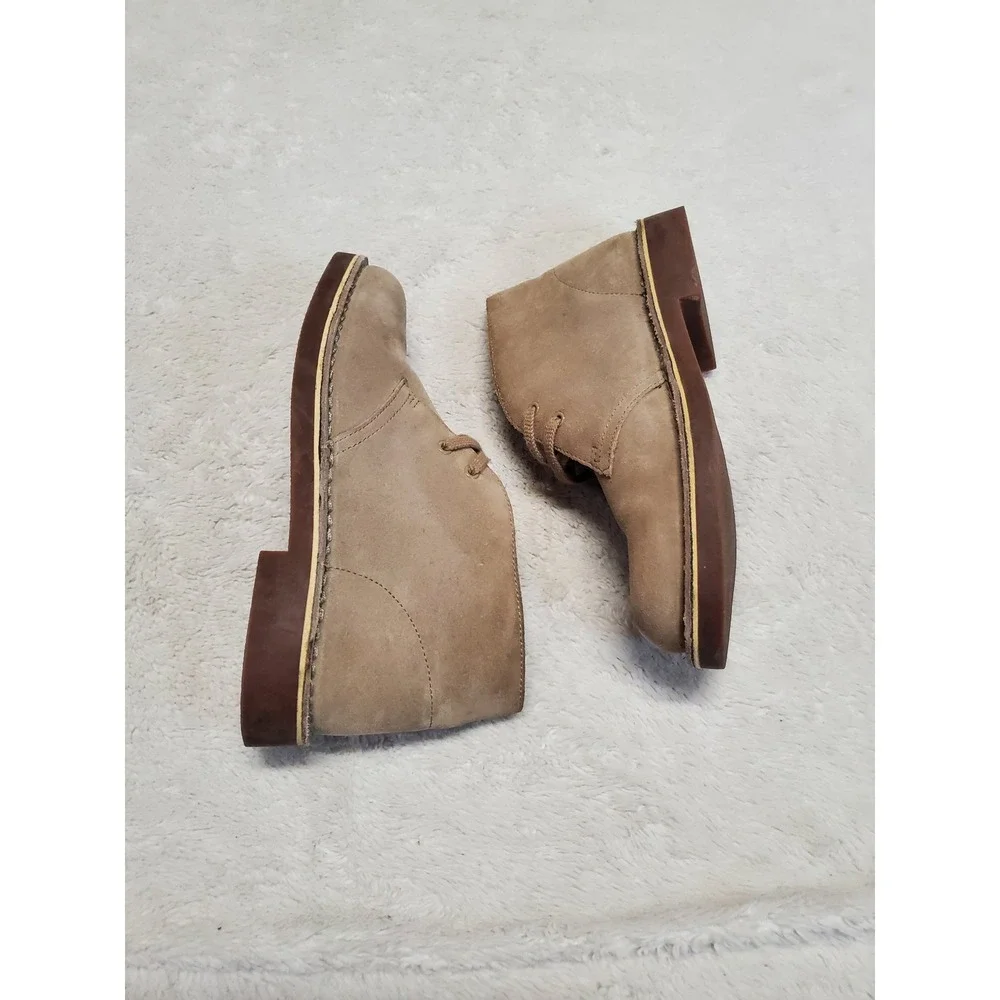 Clarks Beige Sand Tan Suede Leather‎ Laces Chukka Boot Dress Shoes 6.5 Classic
