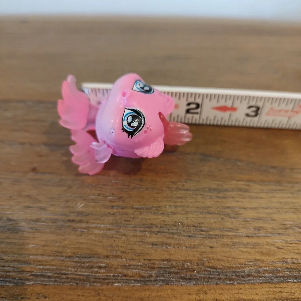 Monster High Lagoona Blue Doll 2022 G3 Reboot Neptuna Pet Fish Accessories