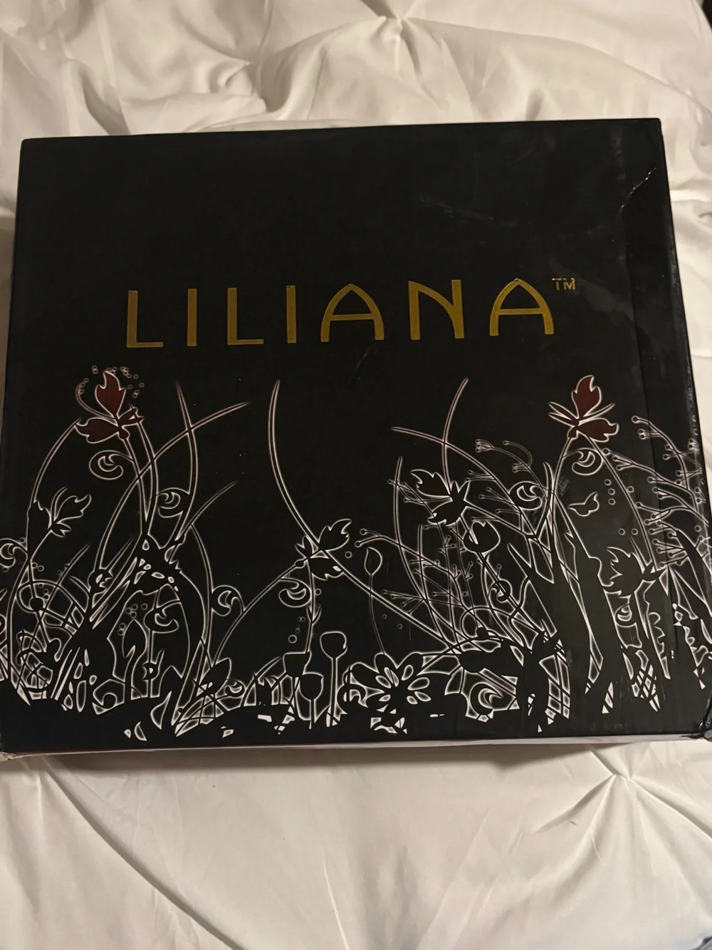 Liliana peep toe