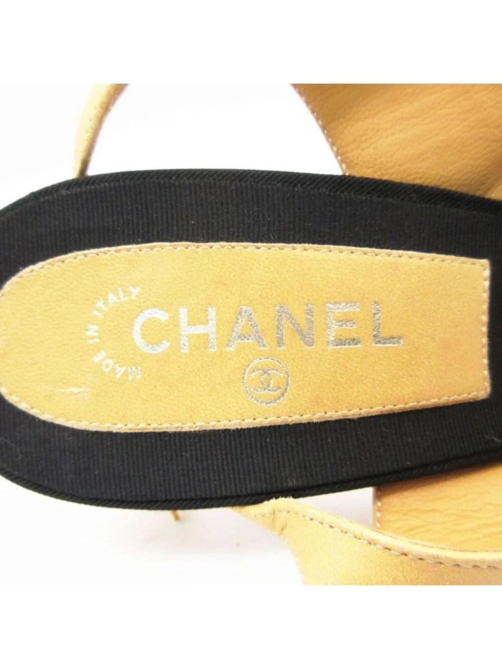 CHANEL pumps cc